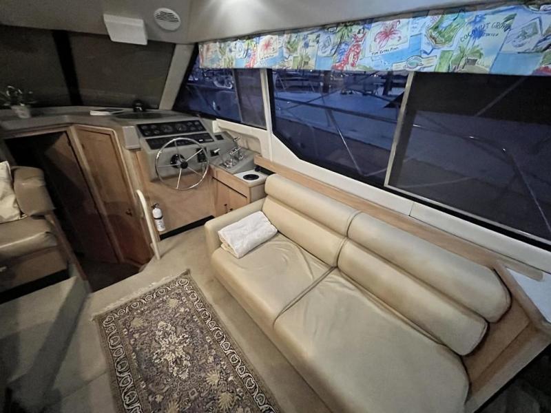 1999 Bayliner 4087