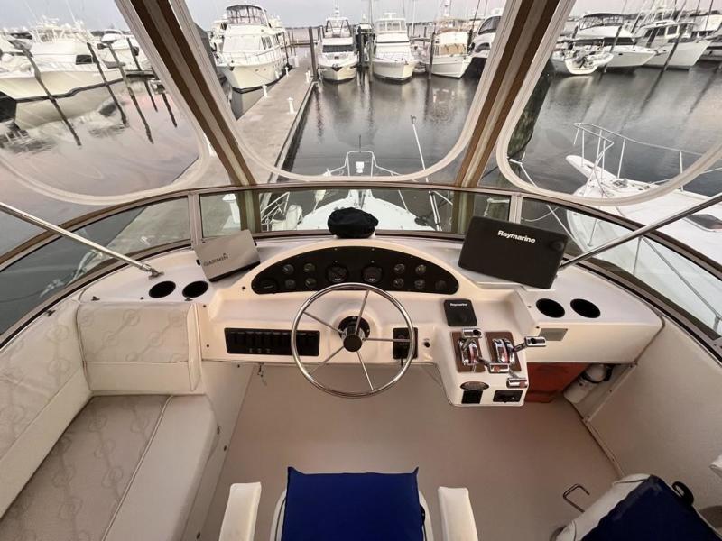 1999 Bayliner 4087
