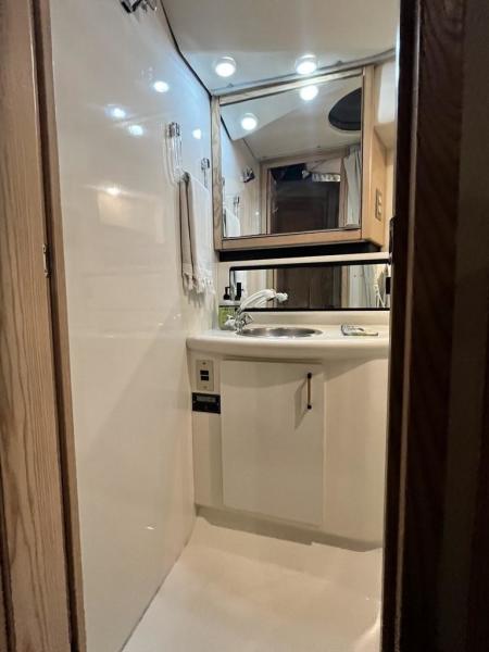 1999 Bayliner 4087