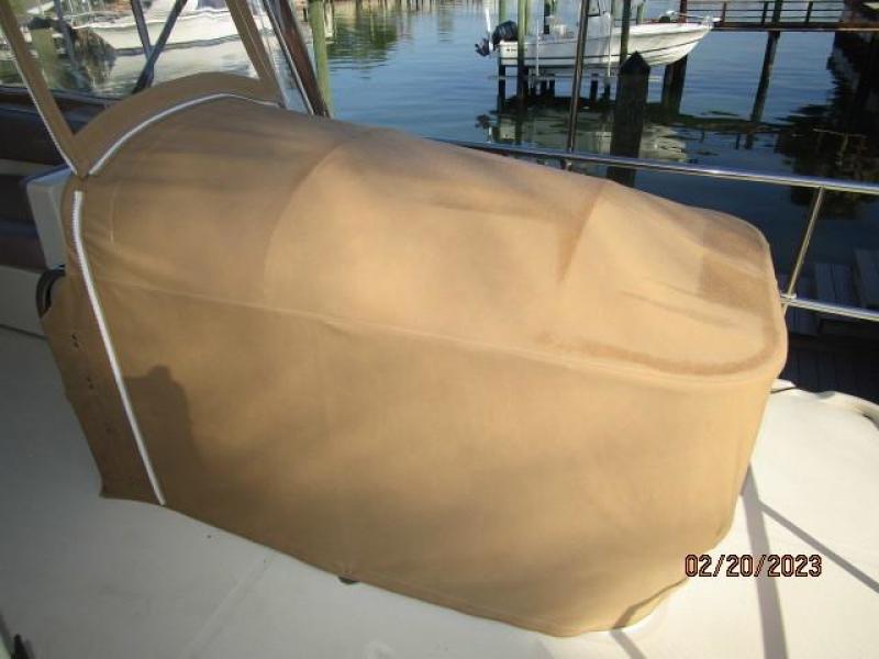 43' Mainship flybridge-aftdeck stairs cover