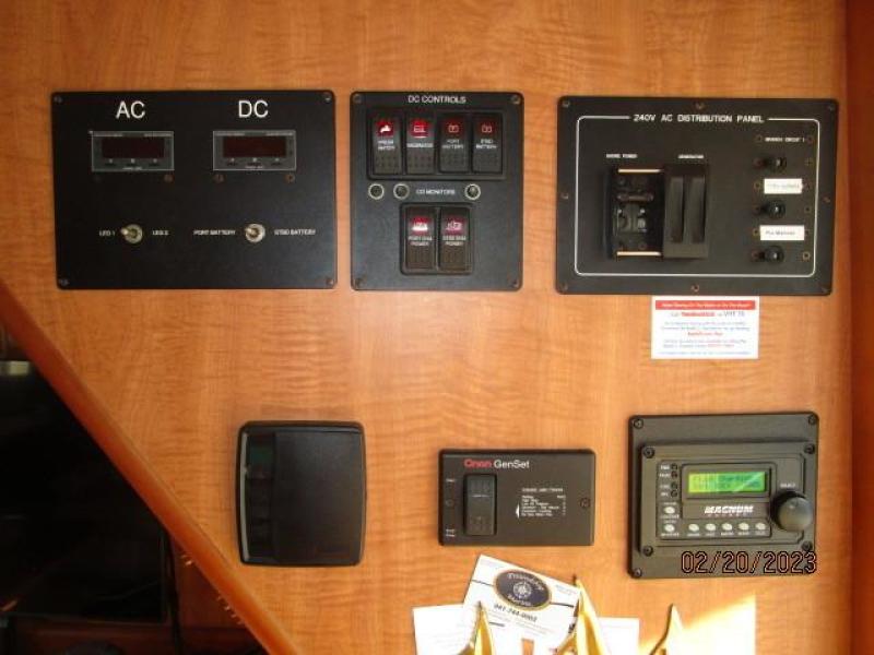43' Mainship salon electrical panels