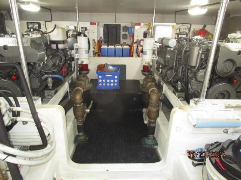 43' Mainship engine room forward
