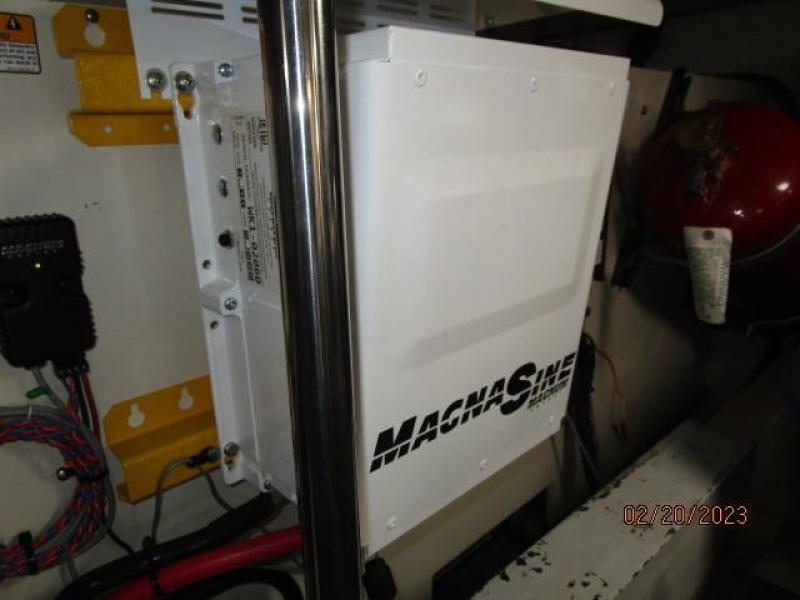 43' Mainship inverter