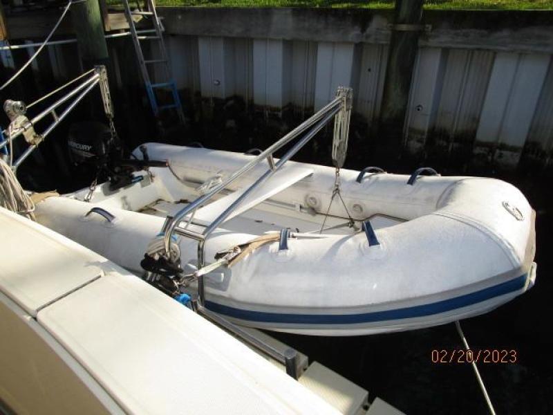 43' Mainship tender1