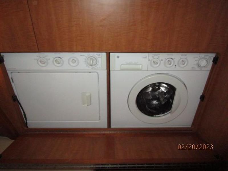 43' Mainship washer-dryer