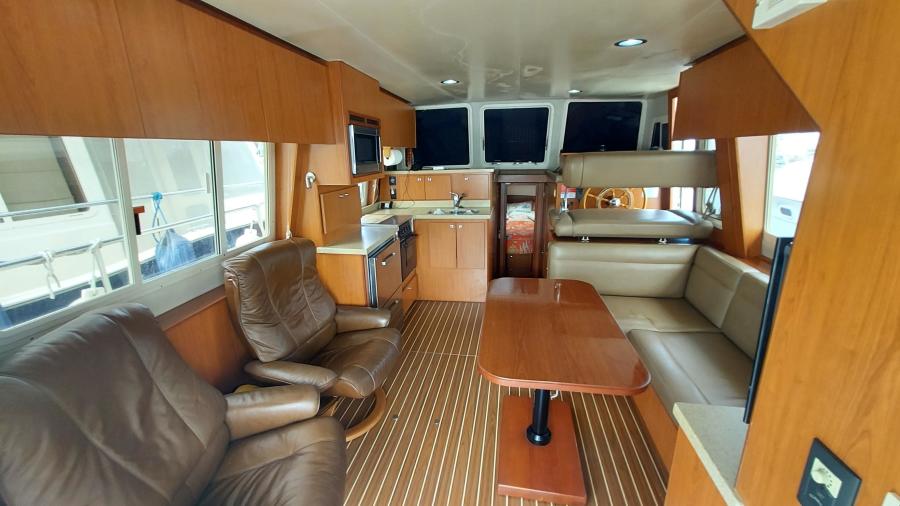 2008 Mainship 400 Expedition