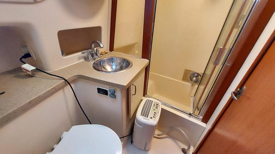 2008 Mainship 400 Expedition