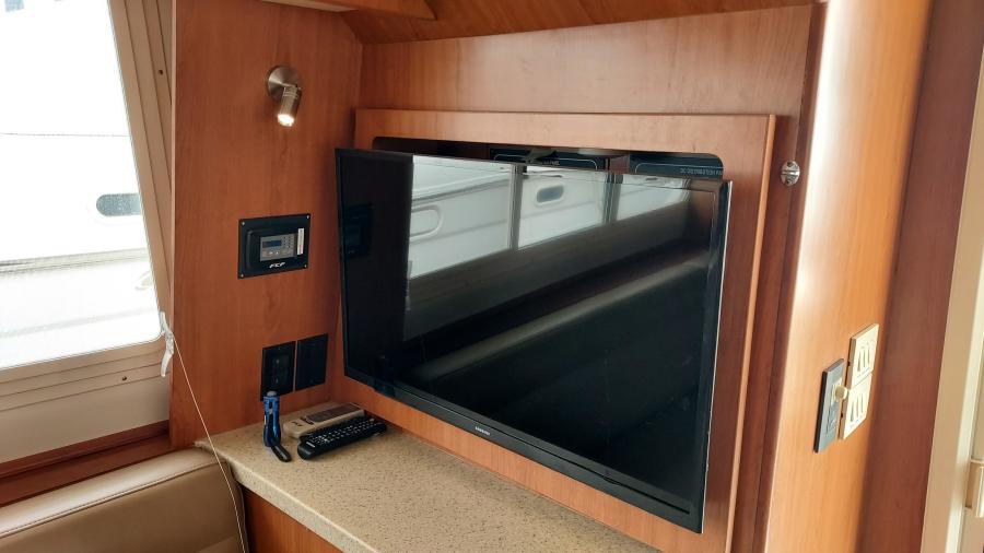 2008 Mainship 400 Expedition