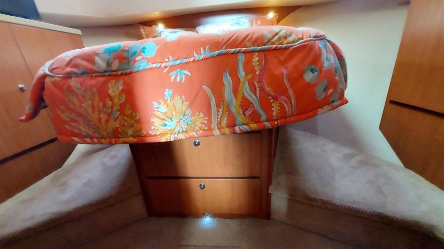 2008 Mainship 400 Expedition