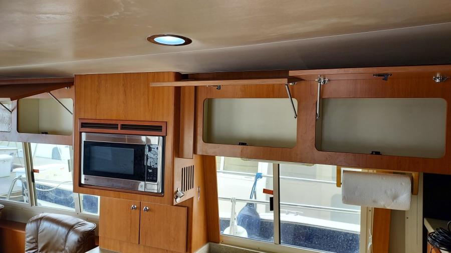 2008 Mainship 400 Expedition