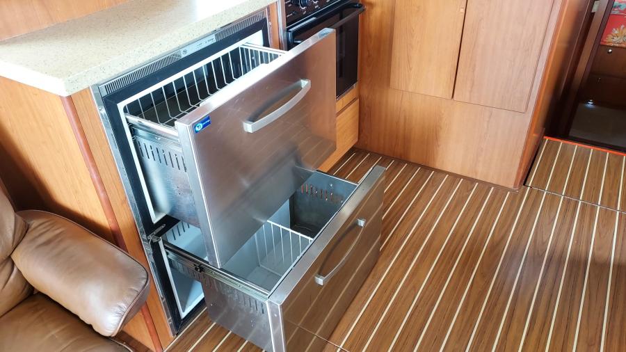 2008 Mainship 400 Expedition