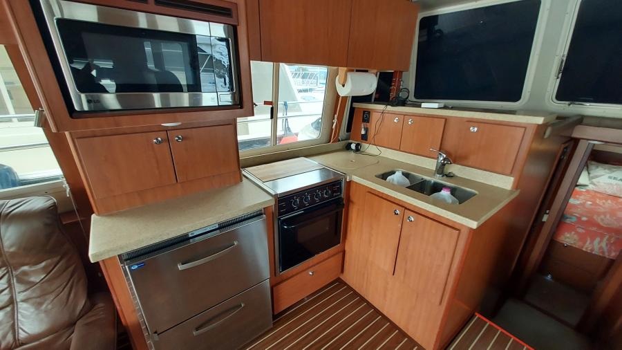 2008 Mainship 400 Expedition