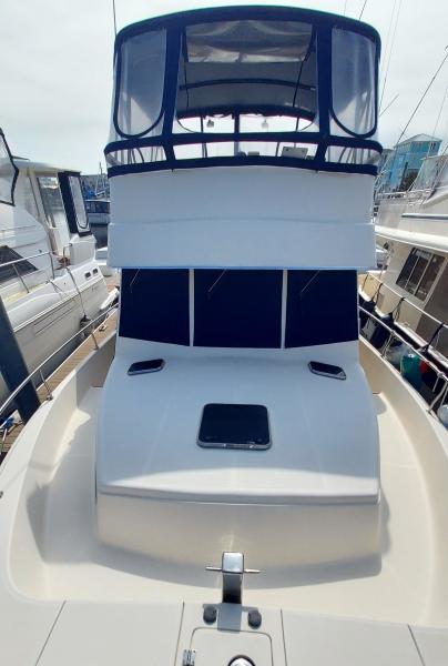 2008 Mainship 400 Expedition