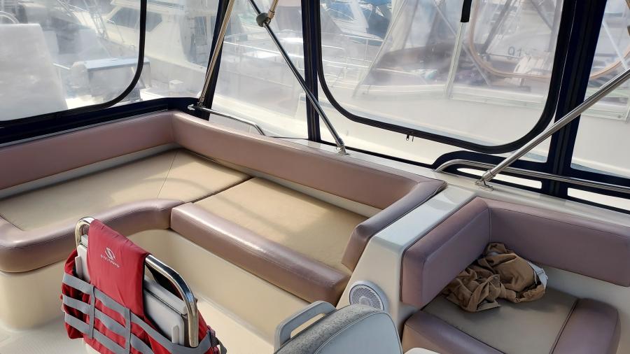 2008 Mainship 400 Expedition