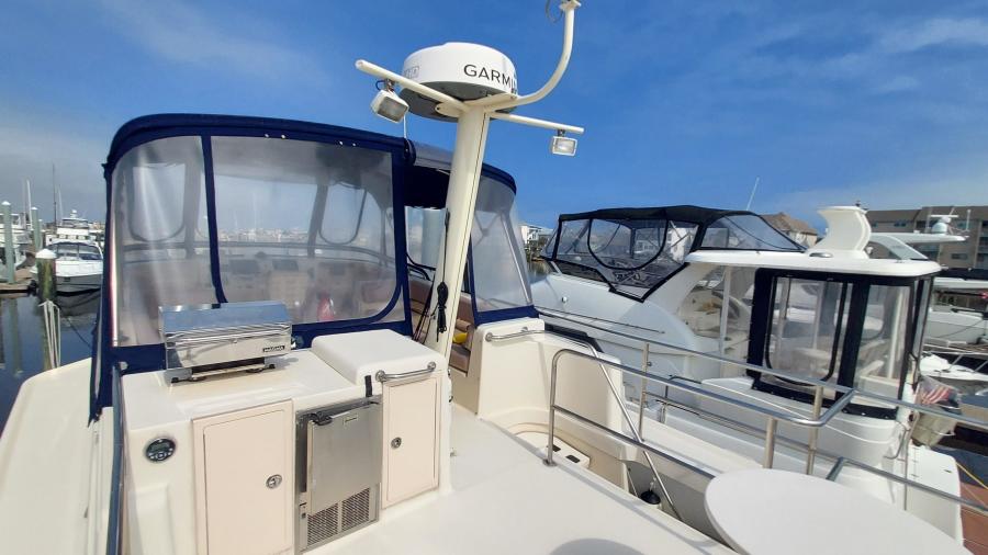 2008 Mainship 400 Expedition