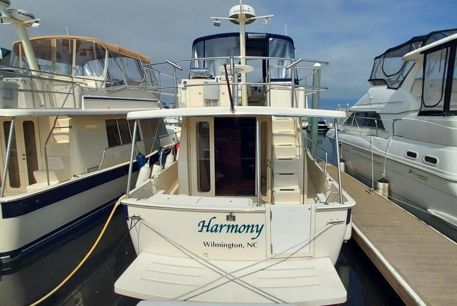 2008 Mainship 400 Expedition