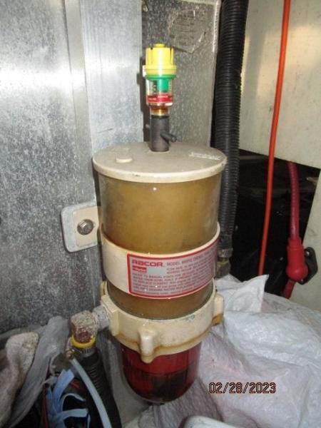 48' Navigator port Racor fuel filter