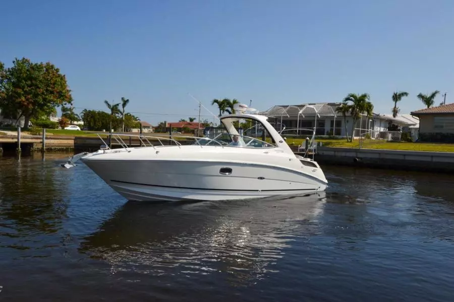 2011 Sea Ray 310 Sundancer