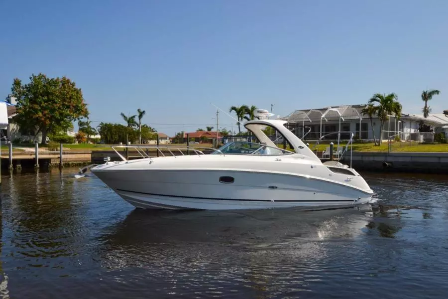 2011 Sea Ray 310 Sundancer