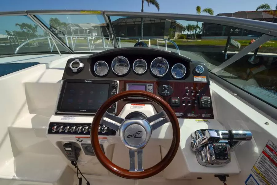 2011 Sea Ray 310 Sundancer