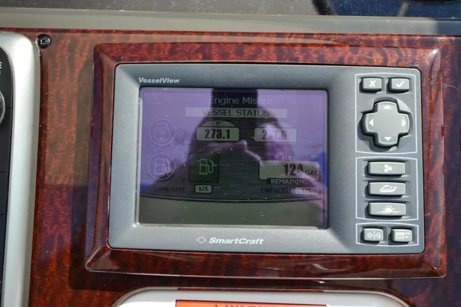 2011 Sea Ray 310 Sundancer