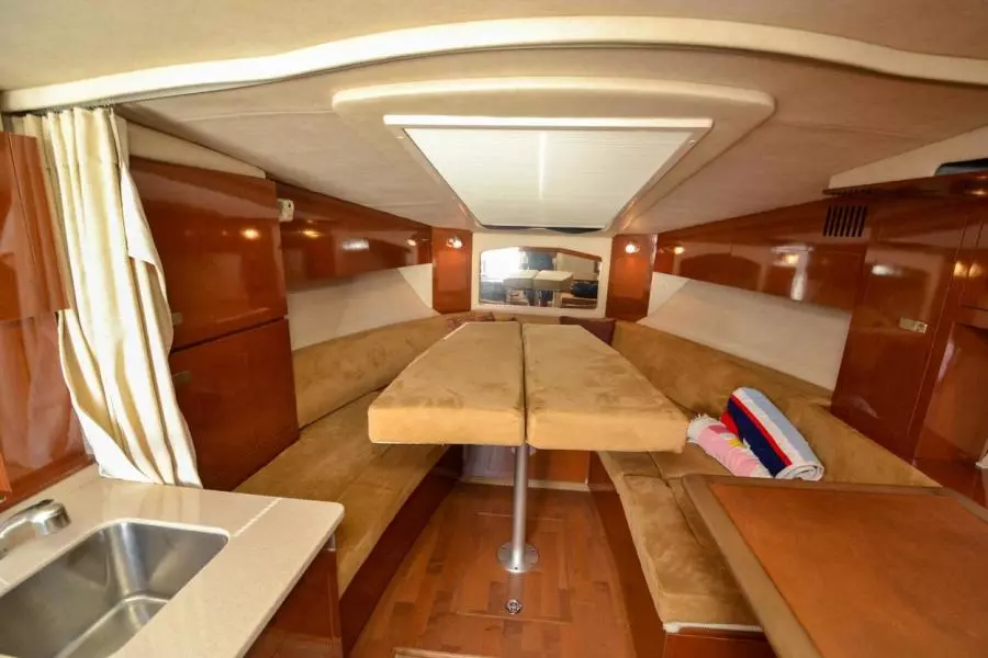 2011 Sea Ray 310 Sundancer