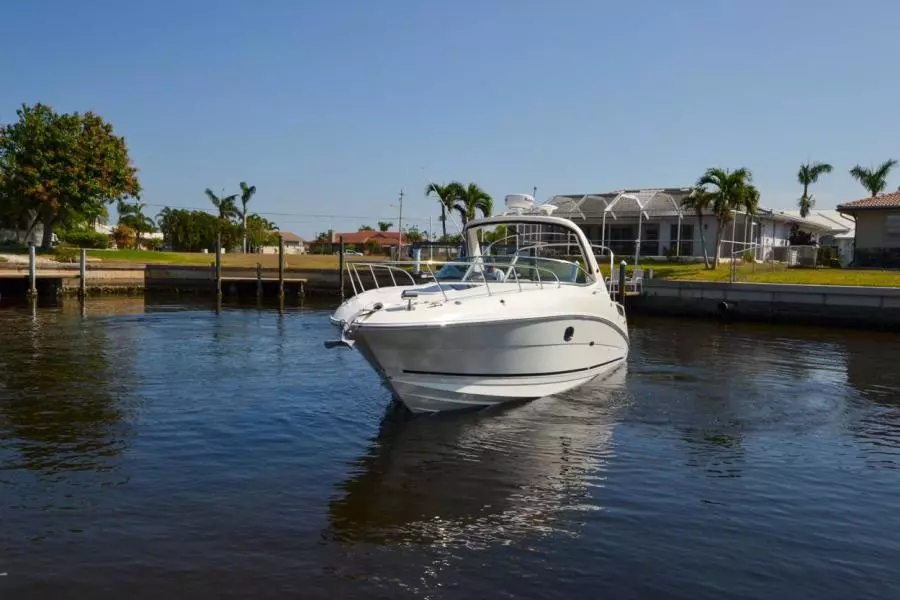 2011 Sea Ray 310 Sundancer