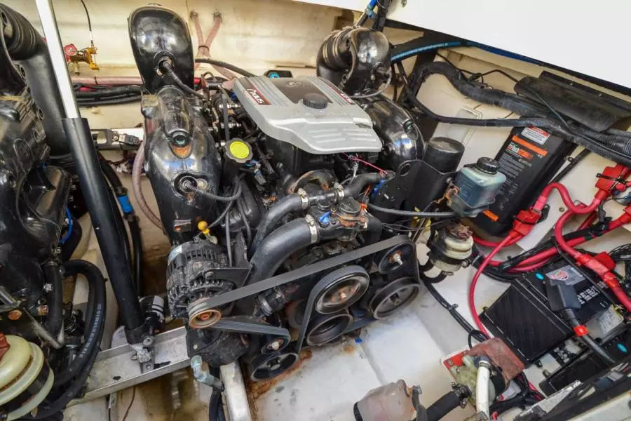 2011 Sea Ray 310 Sundancer