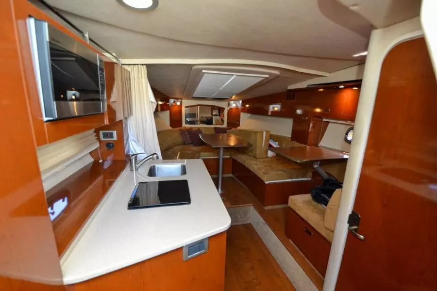2011 Sea Ray 310 Sundancer