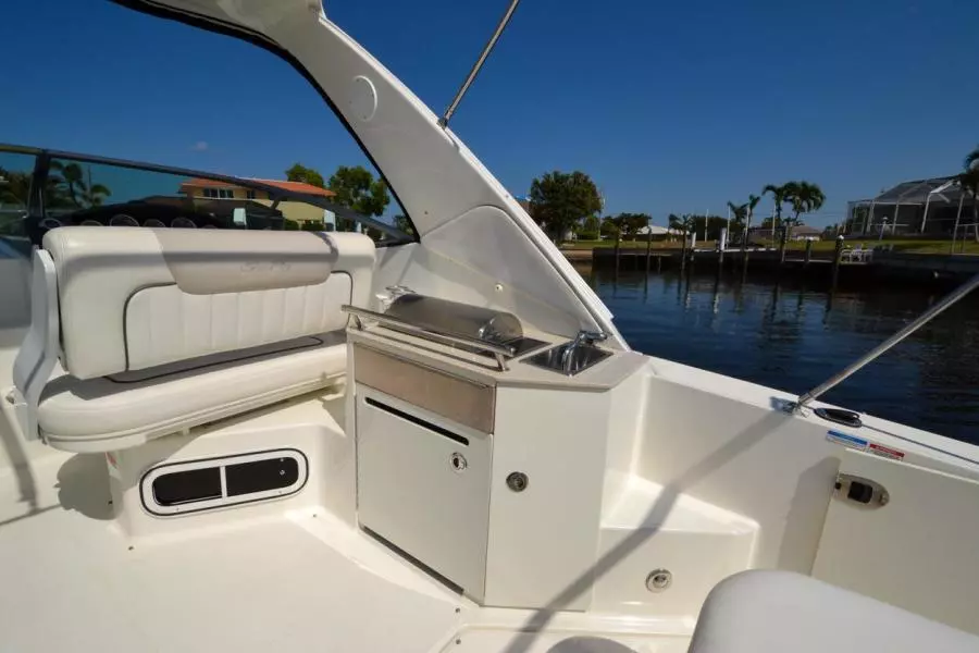 2011 Sea Ray 310 Sundancer