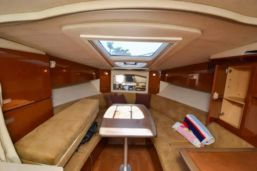 2011 Sea Ray 310 Sundancer