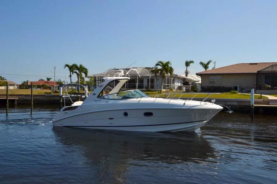 2011 Sea Ray 310 Sundancer