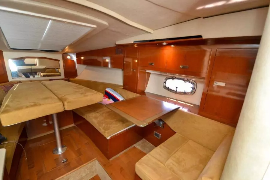 2011 Sea Ray 310 Sundancer