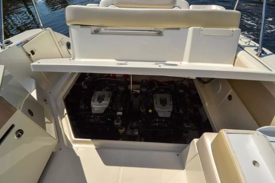 2011 Sea Ray 310 Sundancer