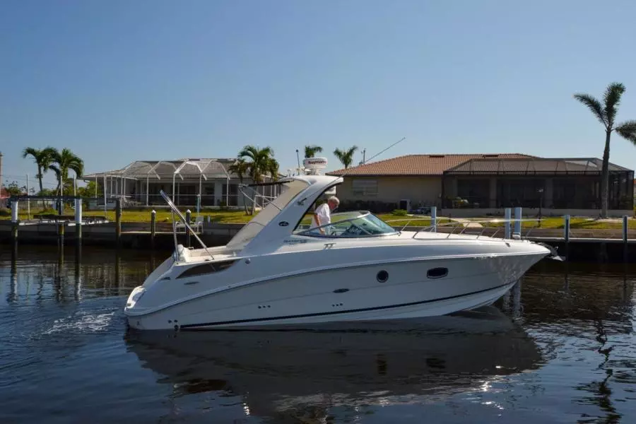 2011 Sea Ray 310 Sundancer