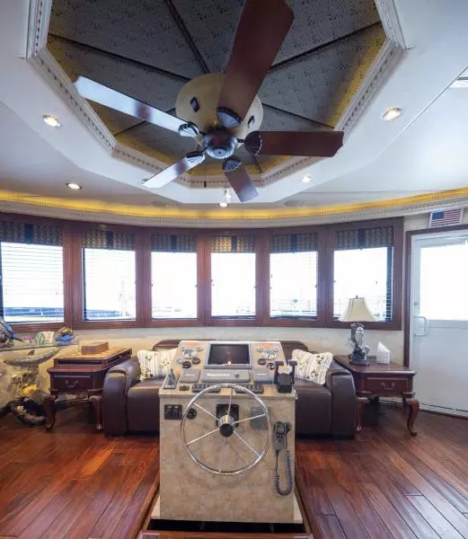 2008 Fantasy 82 Coastal Yacht