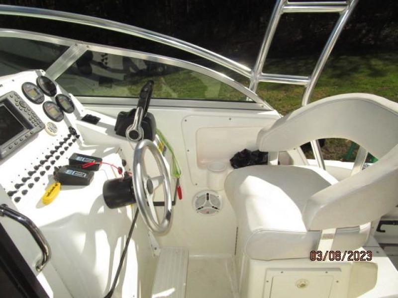 25' Triton helm starboard