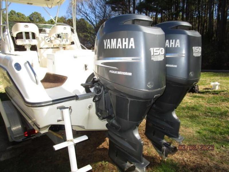 25' Triton outboards3