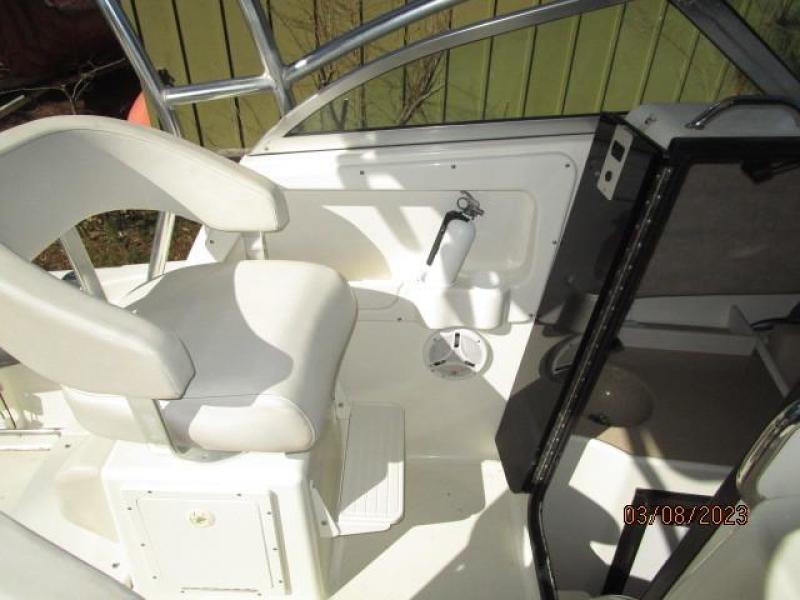 25' Triton helm port