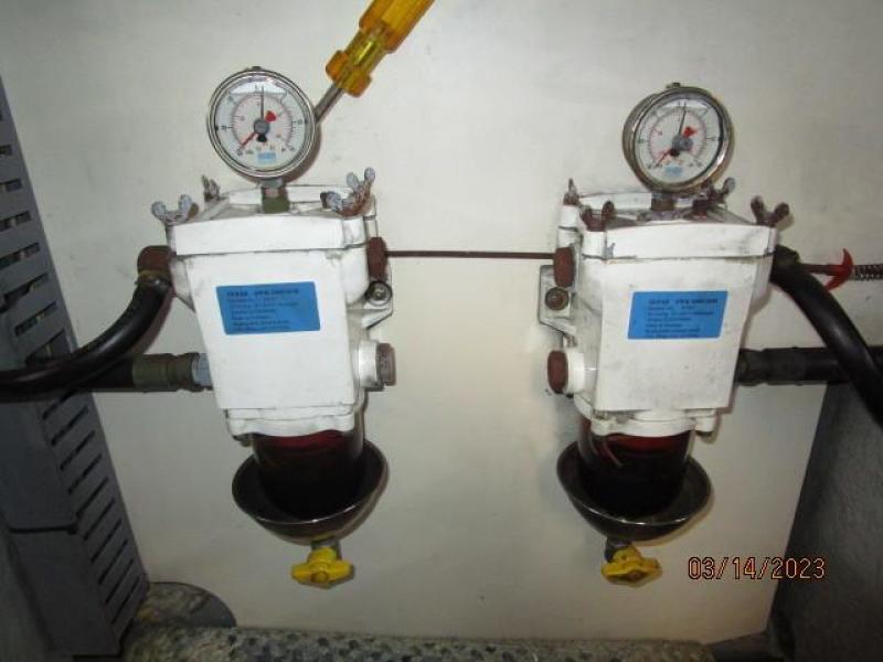 40' Mainship fuel filters