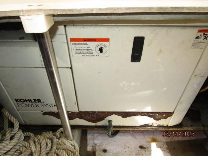 40' Mainship generator sound box