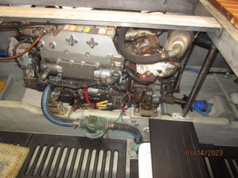 40' Mainship starboard main engine