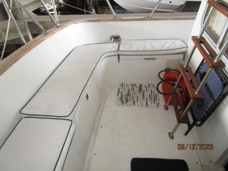 32' Eagle aftdeck port