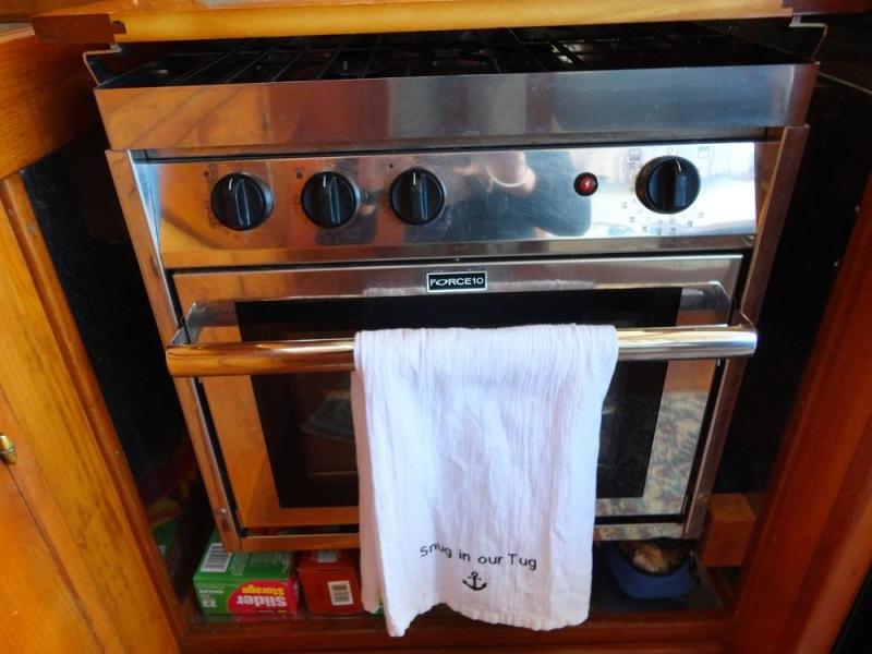 32' Eagle galley oven