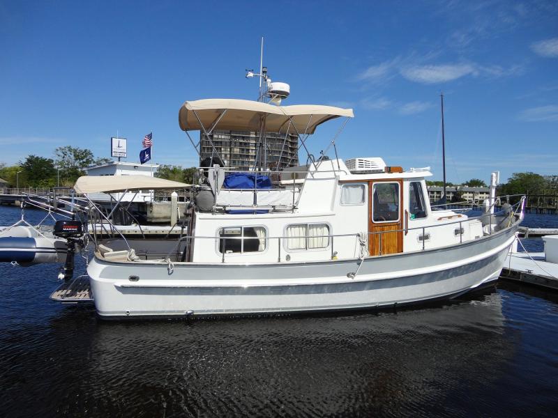 32' Eagle starboard profile1