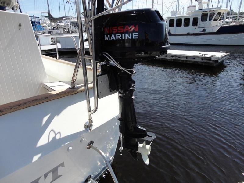 32' Eagle tender outboard