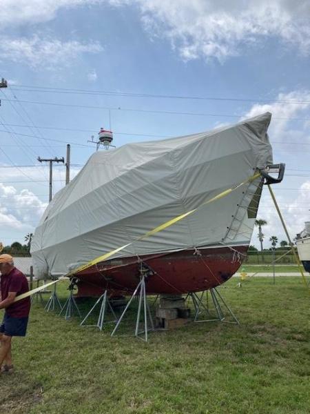 32' Eagle boat cover1