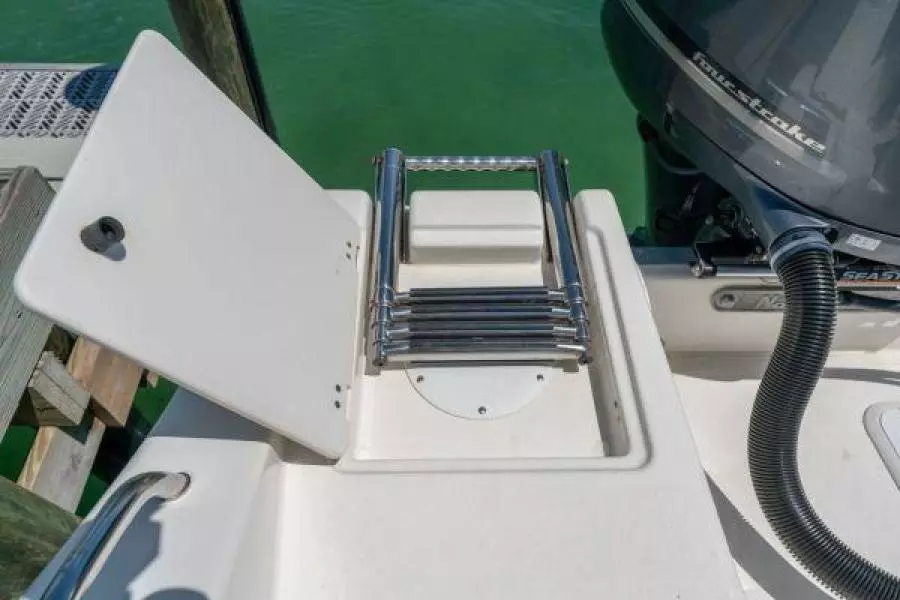 2016 NauticStar 28xs