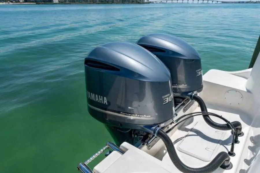 2016 NauticStar 28xs