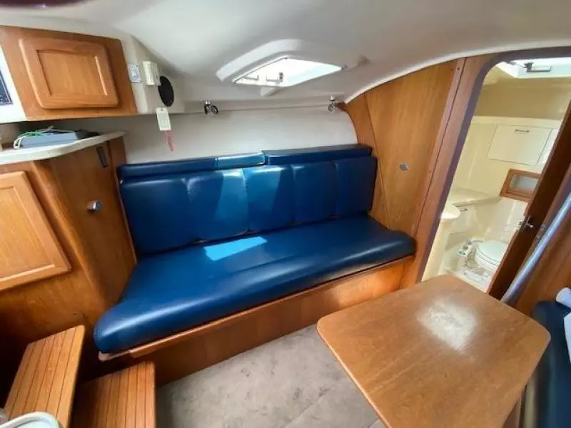 1999 Luhrs 29 Open